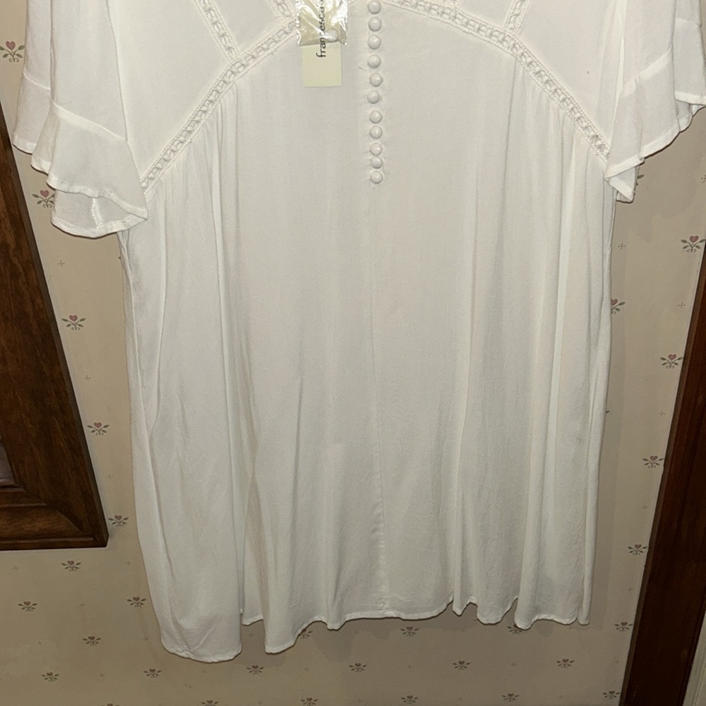 Francesca’s White Dress - Picture 2 of 10
